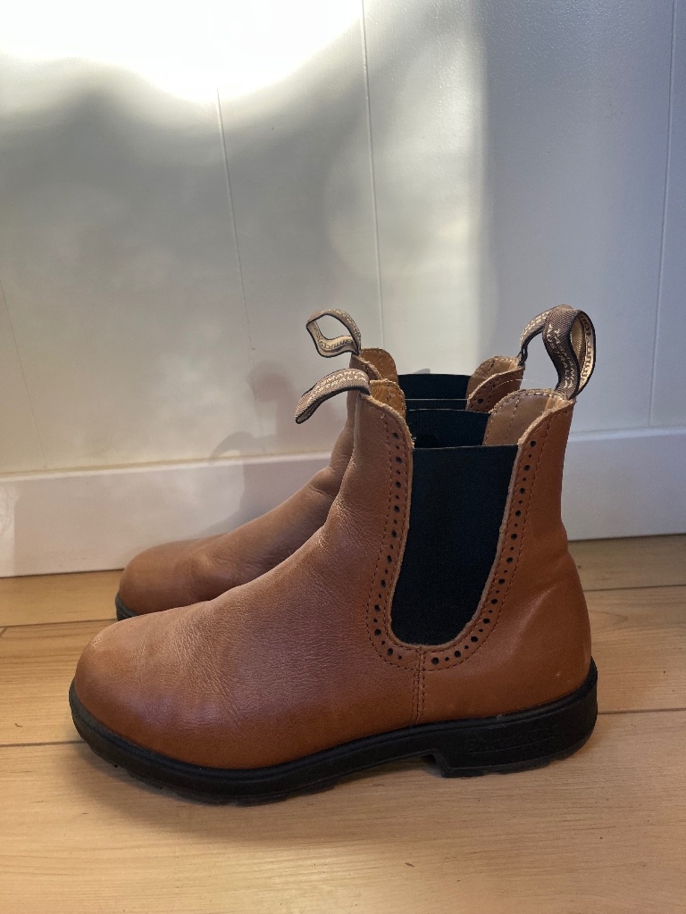 Blundstone Women’s Brown Leather Chelsea Boots AU 7/US 10